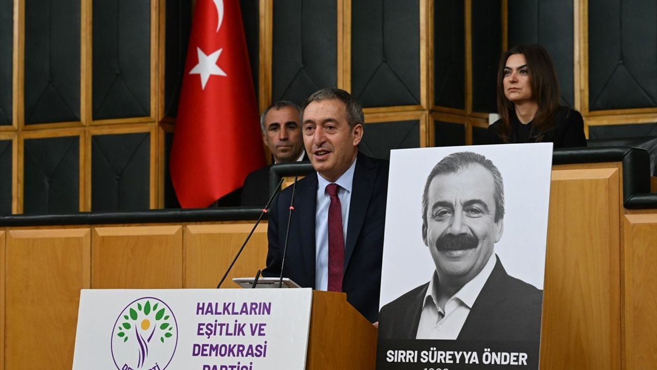 DEM Parti Eş Genel Başkanı Tuncer Bakırhan: "Bayramdan Önce Somut Düzenlemeler Yapılmalı"