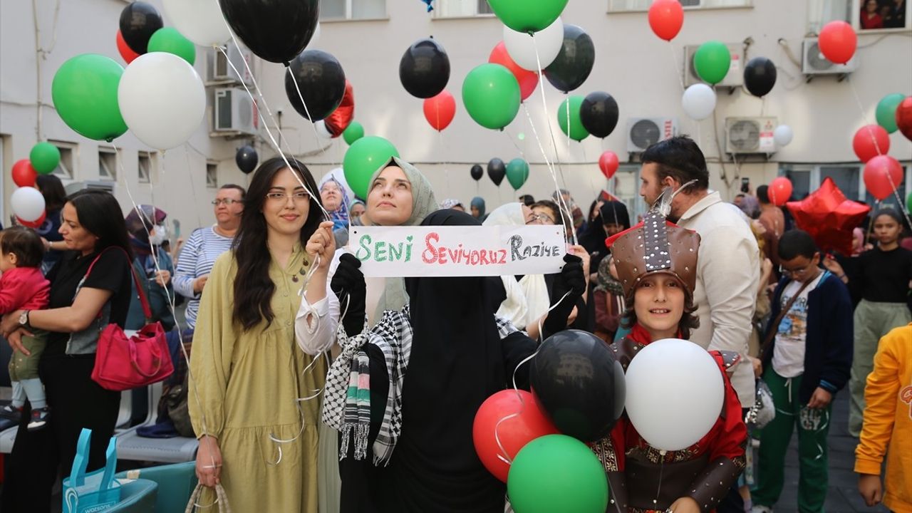 Denizli'de Genetik Hastalıkla Mücadele Eden Çocuk İçin Balon Bırakıldı