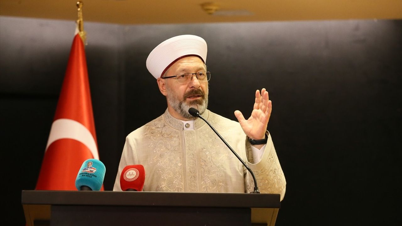 Diyanet İşleri Başkanı Erbaş, Viyana'da Türk Toplumuyla Buluştu
