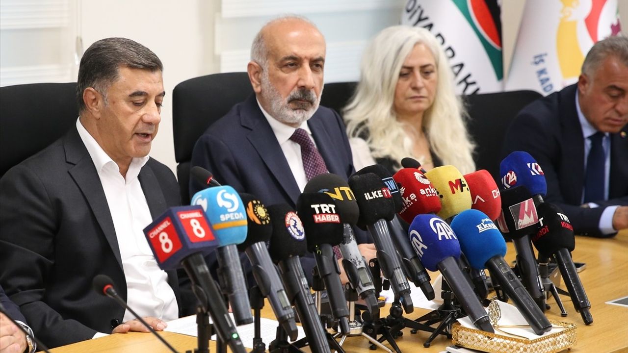 Diyarbakır'da 53 Sivil Toplum Kuruluşu 'Terörsüz Türkiye' Sürecine Destek Verdi