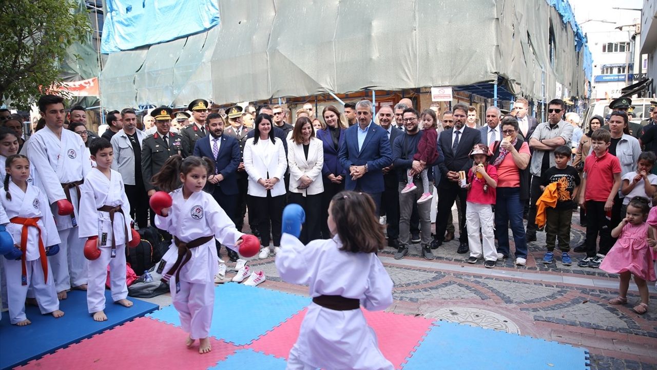 Edirne'de 19 Mayıs Gençlik Şöleni Coşkuyla Kutlandı