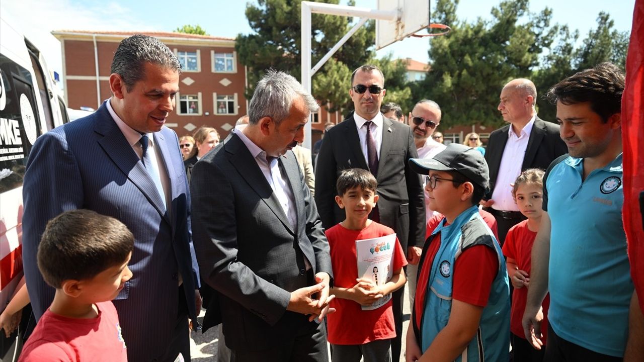 Edirne'de Öğrencilere Sağlıklı Yaşam Eğitimi Verildi