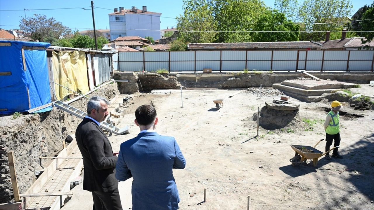 Edirne'deki Şeyh Şüceaddin Camisi'nin Restorasyonu Devam Ediyor