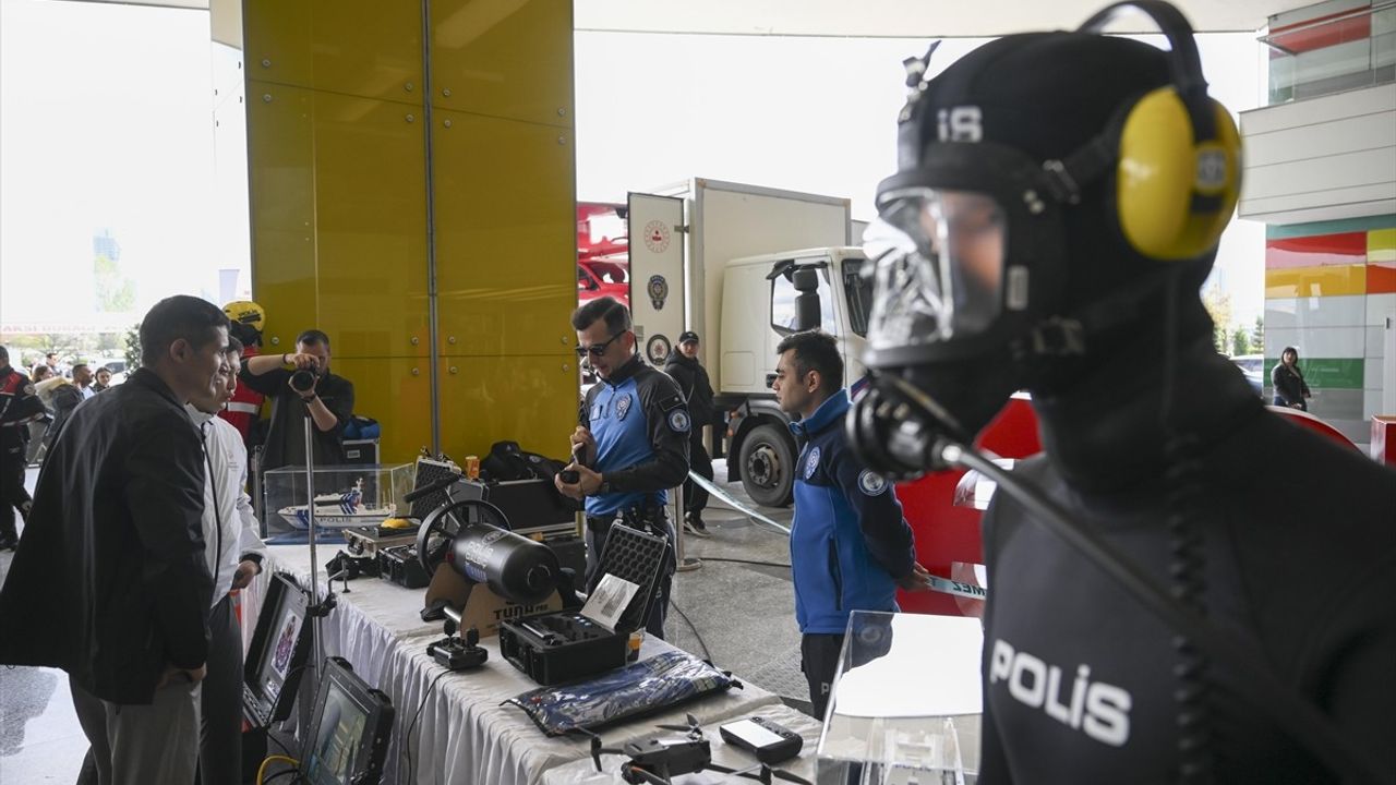 EGM, Karayolu Trafik Haftası Etkinlikleriyle Trafik Bilincini Artırıyor