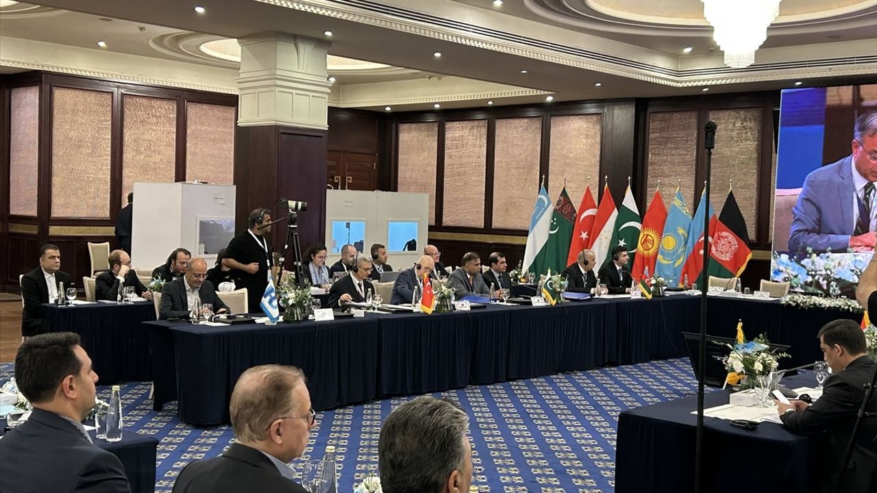 Ekonomik İşbirliği Teşkilatı Gümrük İdareleri Başkanları Toplantısı Tahran'da Gerçekleştirildi