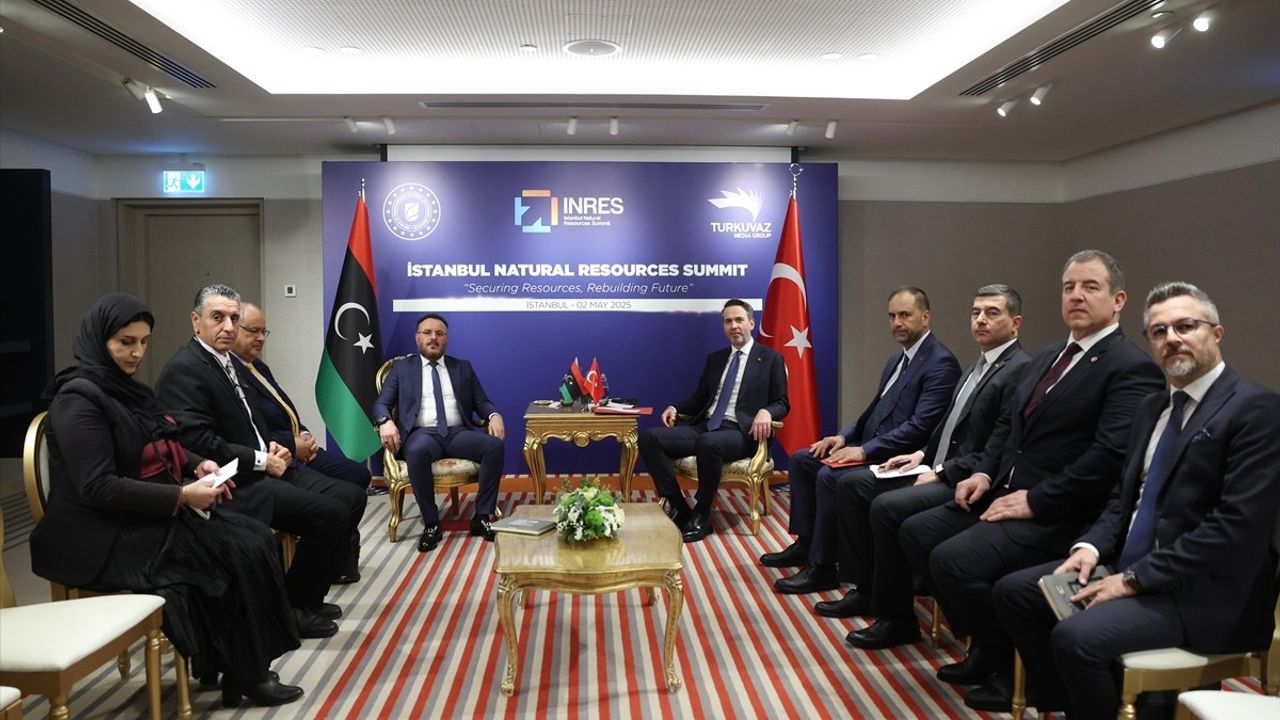 Enerji Bakanı Alparslan Bayraktar, Beş Ülkenin Enerji Bakanları ile İş Birliği Görüşmeleri Gerçekleştirdi