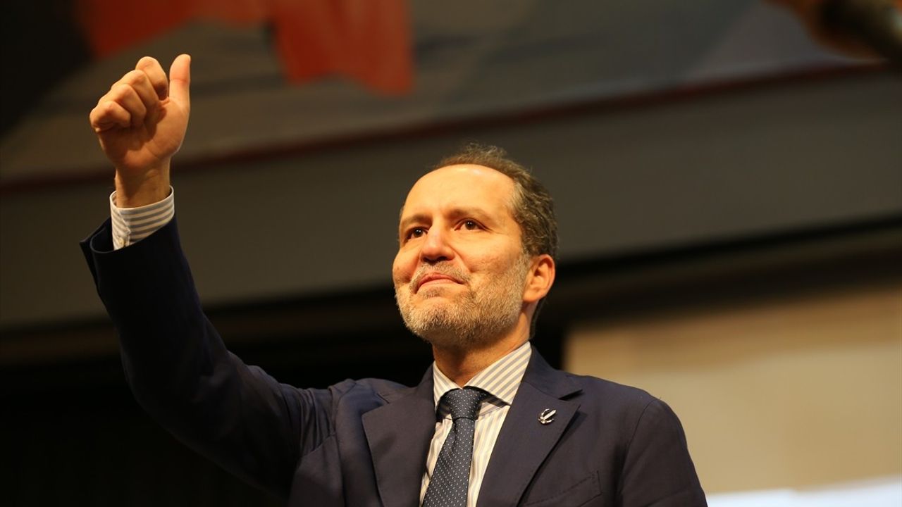 Erbakan, Erzurum Kongresinde Müslüman Ülkelerin Zenginliklerine Dikkat Çekti