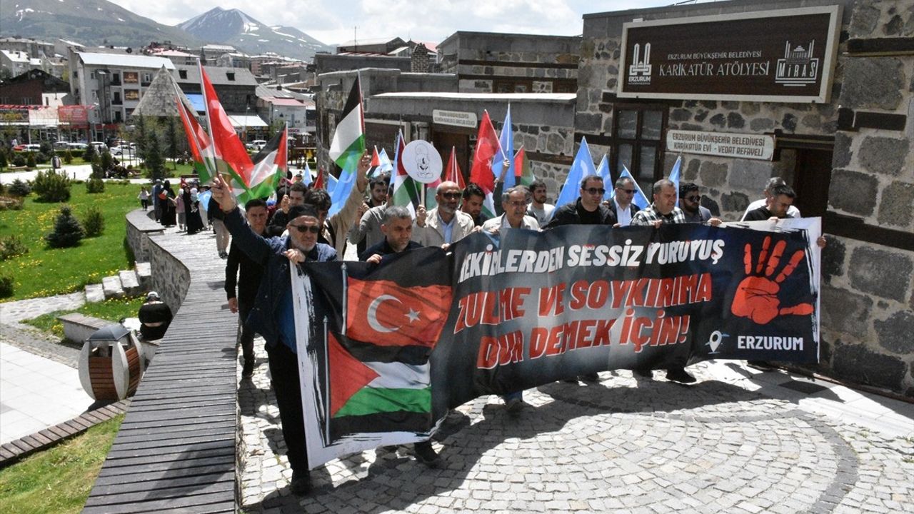 Erzurum'da Hekimler ve Sağlıkçılar Gazze İçin Yürüdü