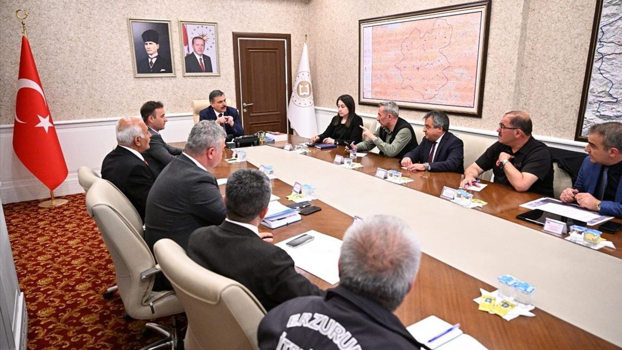 Erzurum Uzundere'de Toprak Kayması Sonrası Yeni Önlemler Alındı