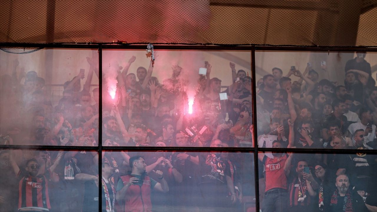 Eskişehirspor, Bölgesel Amatör Lig'de Şampiyonluğa Ulaşarak 3. Lig'e Yükseldi