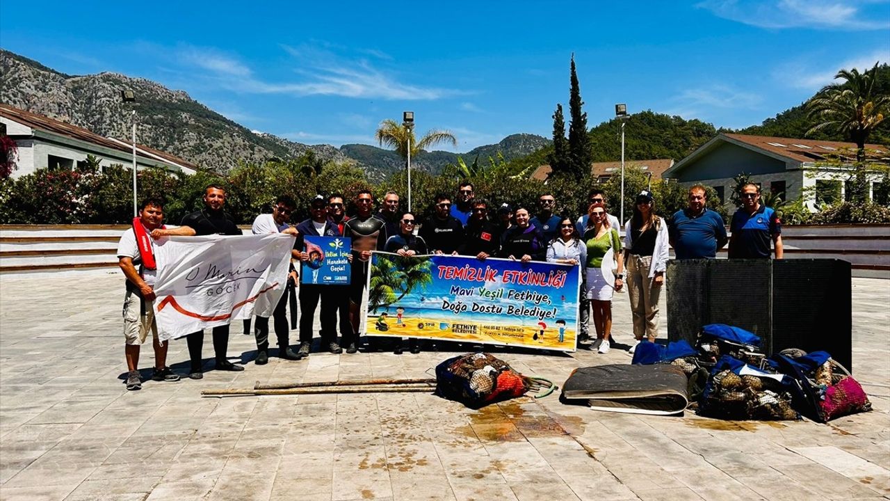 Fethiye'de Deniz Dibi Temizliği Etkinliği Gerçekleştirildi