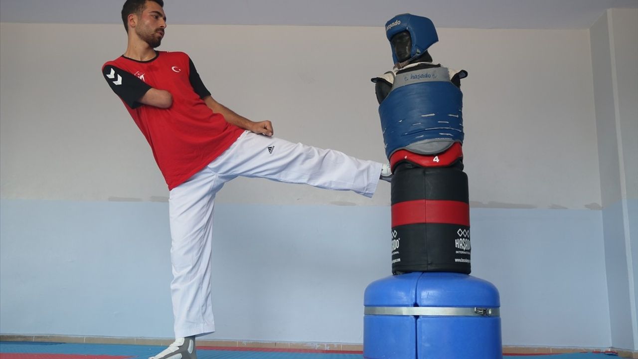 Fiziksel Engelli Milli Tekvandocu Osman Ertürk, Avrupa Para Gençlik Oyunları'na Hazırlanıyor