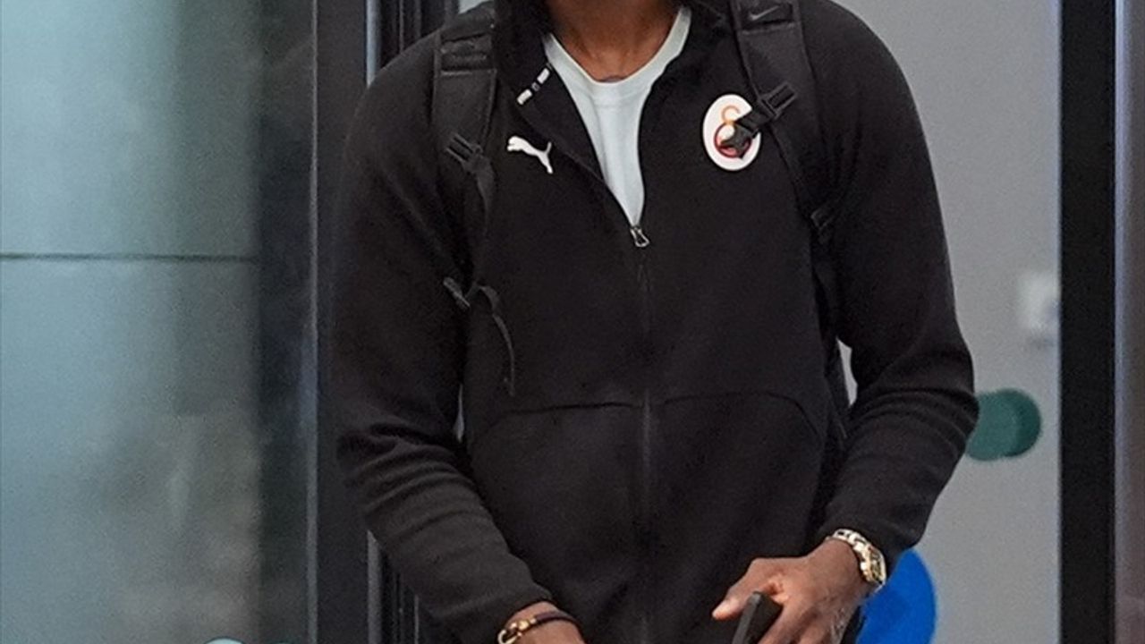 Galatasaray Erkek Basketbol Takımı İstanbul'a Döndü