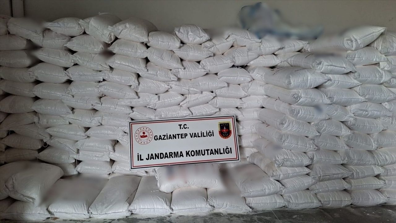 Gaziantep'te 3 Ton 570 Kilogram Sahte Deterjan Ele Geçirildi