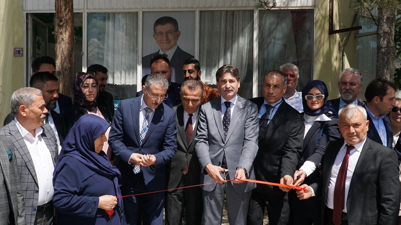 Gelecek Partisi Genel Başkan Vekili Ayhan Sefer Üstün, Çorum'da PKK'nın Feshi Üzerine Konuştu