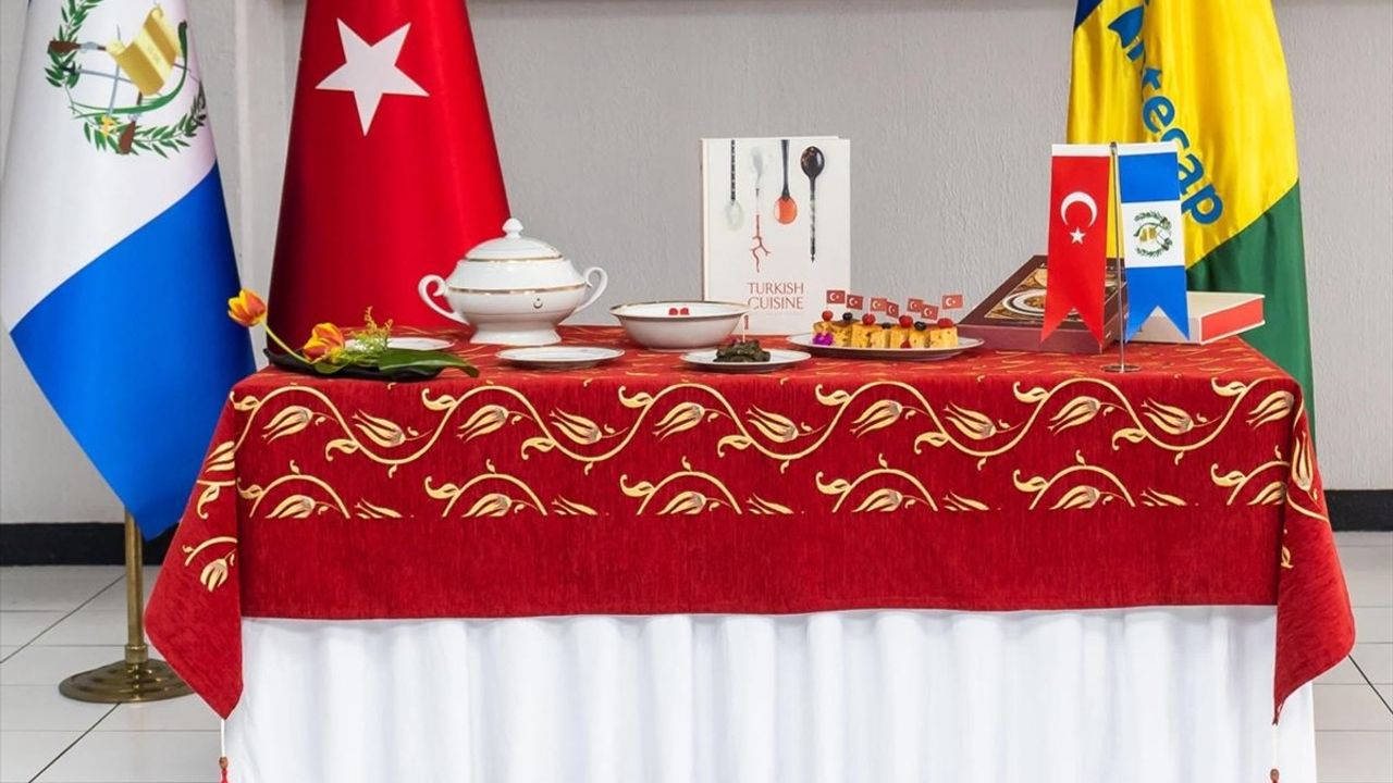 Guatemala'da Türk Mutfağı Haftası Etkinliği Gerçekleştirildi