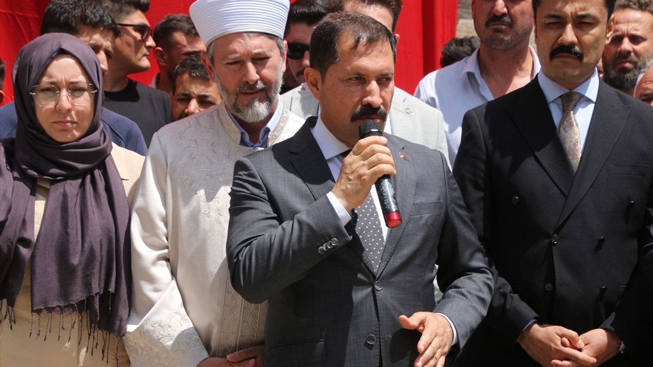 Hatay'da Yıkılan Cami Yeniden İnşa Edildi