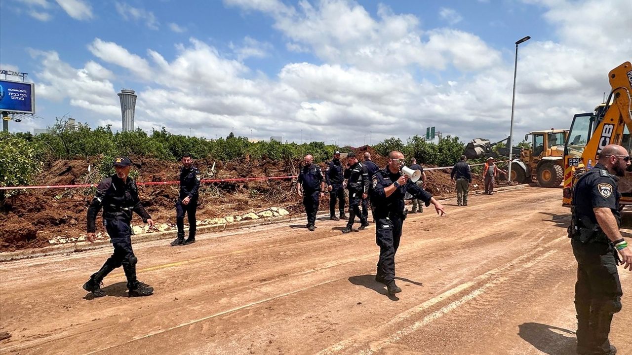 Husiler, İsrail'in Ben Gurion Havalimanı'na Füze Saldırısı Düzenledi