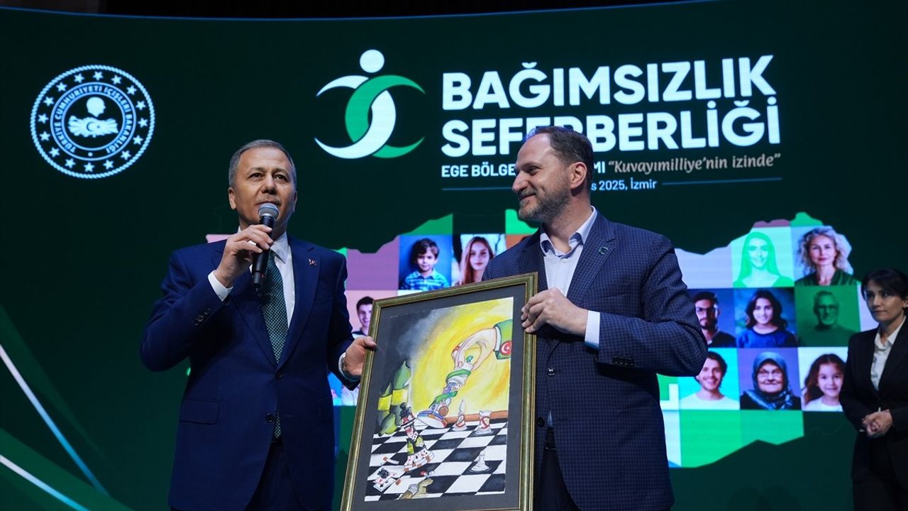 İçişleri Bakanı Yerlikaya İzmir'de Bağımsızlık Seferberliği'ni Tanıttı