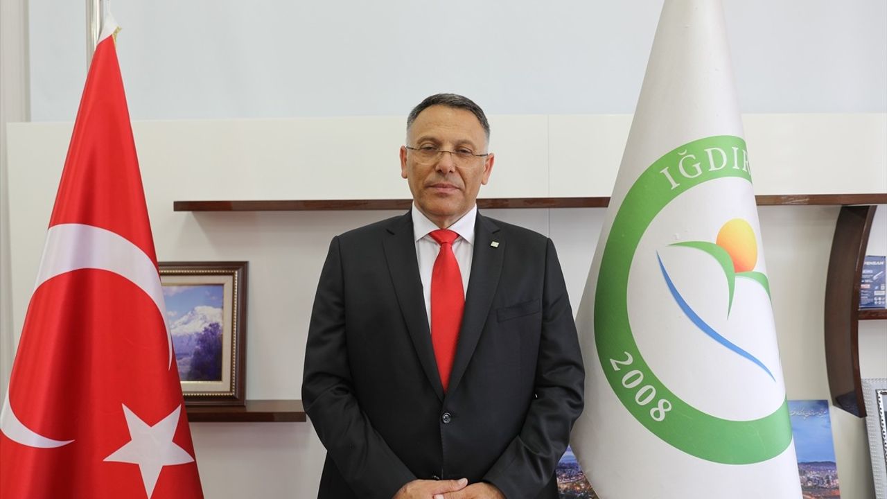 Iğdır Üniversitesi Rektörü Prof. Dr. Ekrem Gürel Yeni Projelerini Açıkladı