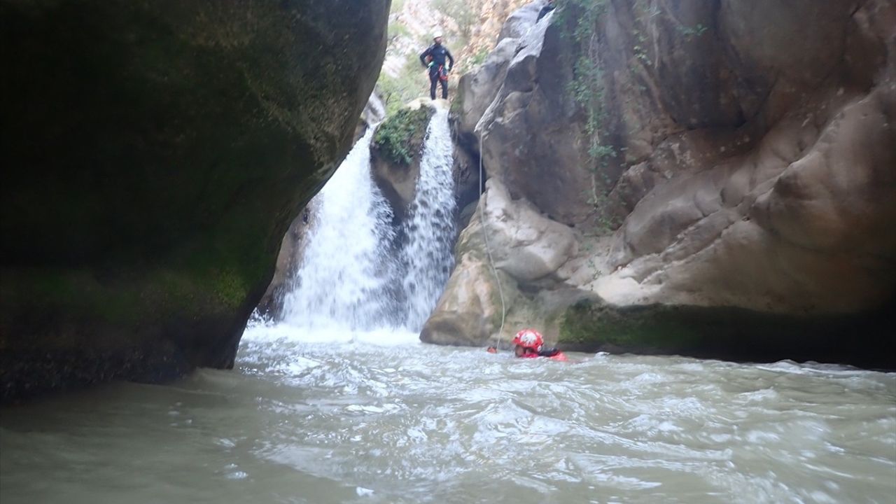 Isparta'daki Yazılı Kanyon'da Üniversite Öğrencisi Hayatını Kaybetti