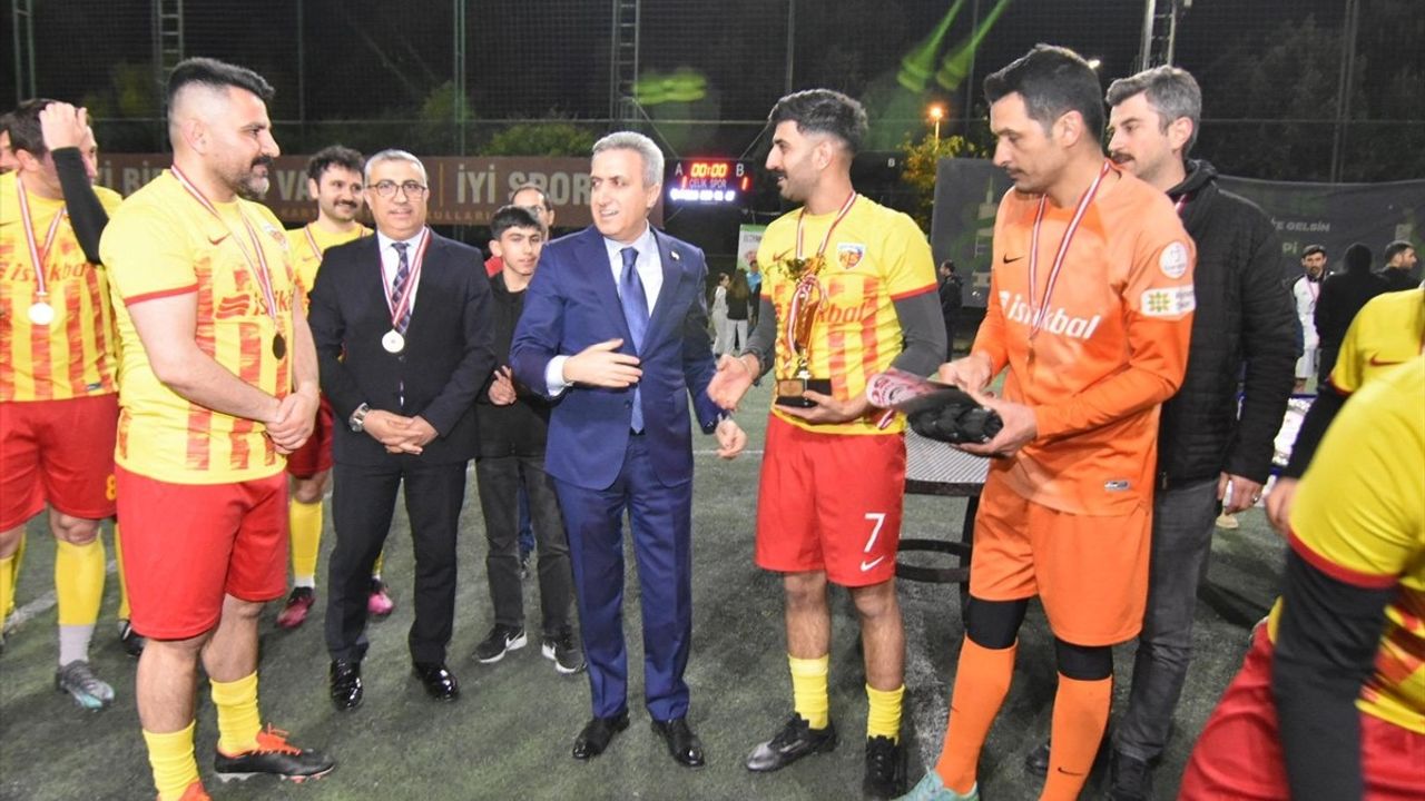 İstanbul Anadolu Adliyesi 12. Geleneksel Futbol Turnuvası Tamamlandı