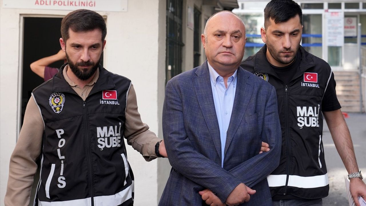 İstanbul Büyükşehir Belediyesine Yönelik Yolsuzluk Soruşturmasında 42 Gözaltı