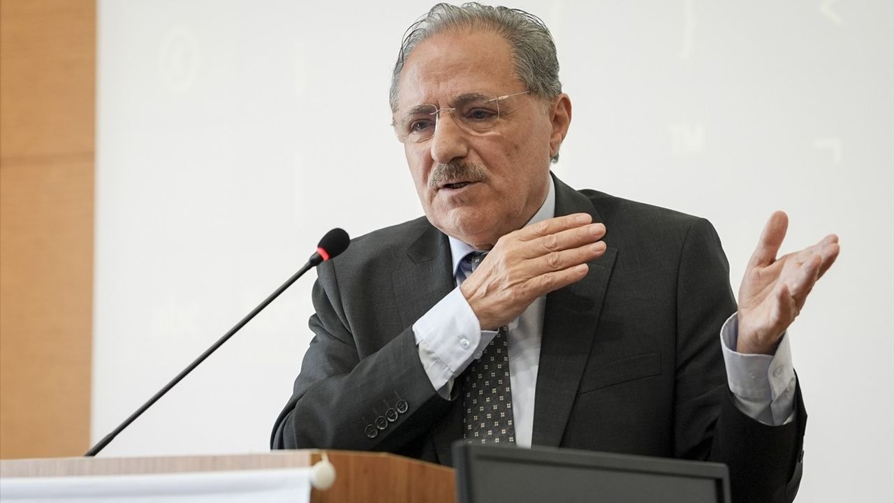 İstanbul'da Kamu Yönetimi Denetimi Sempozyumu Düzenlendi