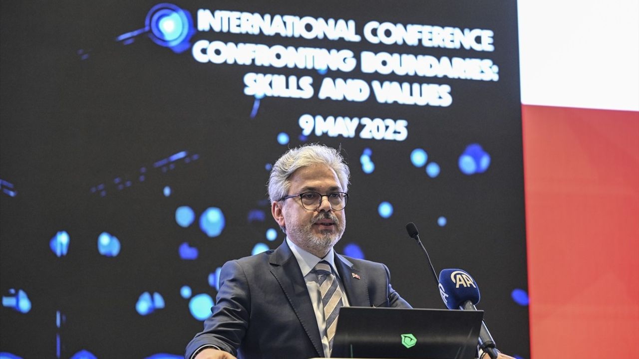 İstanbul'da "Sınırlarla Yüzleşmek: Beceriler ve Değerler" Konferansı Gerçekleşti