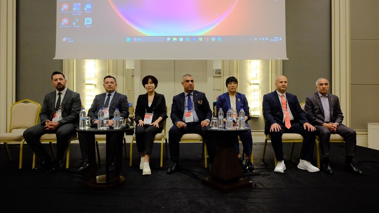 İstanbul'da WT Uluslararası Hakem Semineri ve Yenileme Kursu Başladı