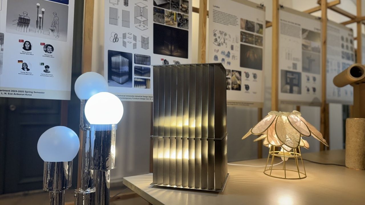 İstanbul Teknik Üniversitesi'nde 'Sanayiden Sanata' Sergisi Açıldı