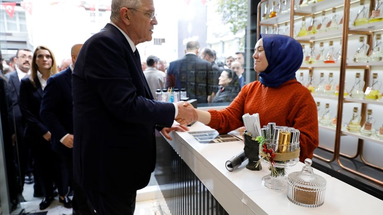 İYİ Parti Genel Başkanı Dervişoğlu, Samsun'da Tarih Vurgusu Yaptı