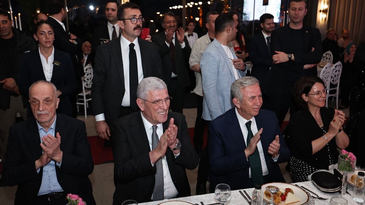 İYİ Parti Genel Başkanı Müsavat Dervişoğlu, Nişan Törenine Katıldı