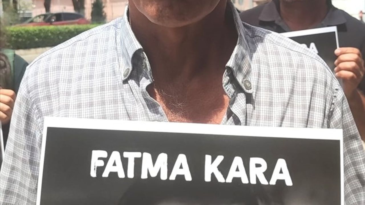 İzmir'de Eski Kız Arkadaşını Öldüren Sanığın Yargılanması Başladı