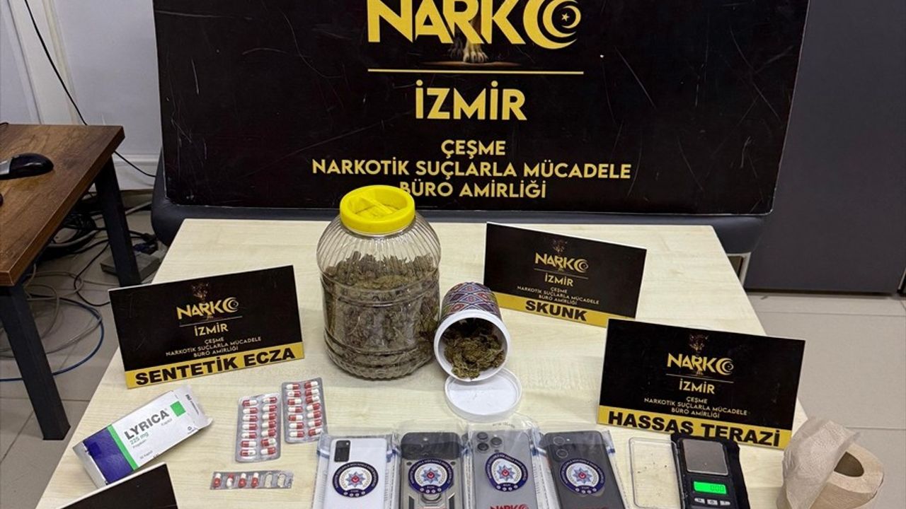 İzmir'de Uyuşturucu Operasyonunda 2 Şüpheli Tutuklandı