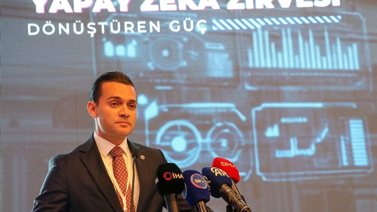 İzmir'de Yapay Zeka Zirvesi: Gelecek İçin Yeni Adımlar