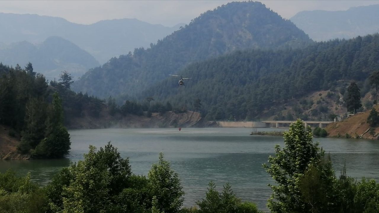 Kahramanmaraş'ta Orman Yangınına Hızla Müdahale Ediliyor
