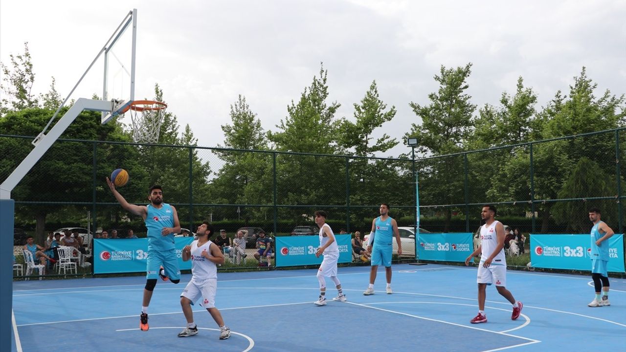 Kahramanmaraş'ta Türkiye Sigorta 3x3 Basketbol Turnuvası Tamamlandı