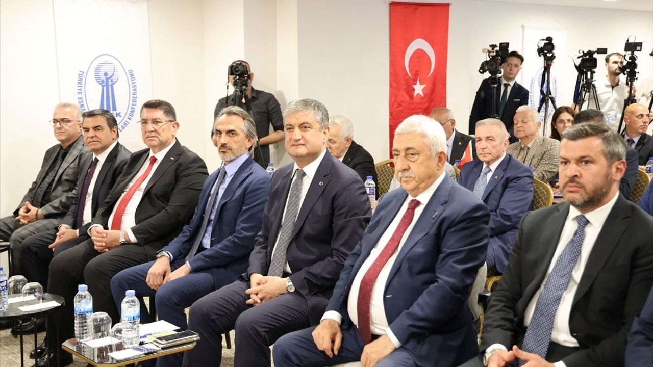 Karabük'te Esnaf ve Sanatkarların Sorunları ve Çözüm Önerileri Masaya Yatırıldı