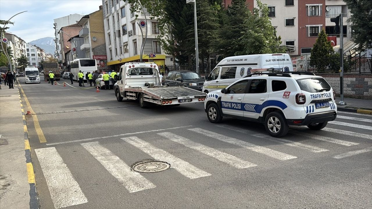 Karabük'te Yaya Kazasında Hayatını Kaybeden Genç Kız