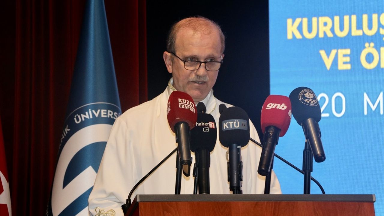 Karadeniz Teknik Üniversitesi'nin 70. Kuruluş Yıl Dönümü Törenle Kutlandı