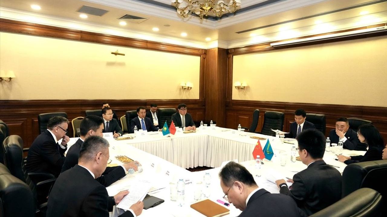 Kazakistan ve Çin Arasında Yolcu Treni Seferleri Planlanıyor