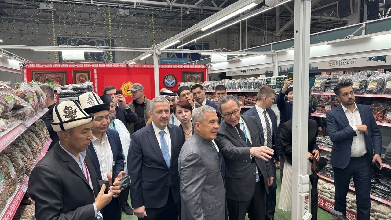 KazanForum 2025, Anadolu Ajansı'nın İletişim Ortaklığıyla Helal Pazar Etkinliğiyle Başladı