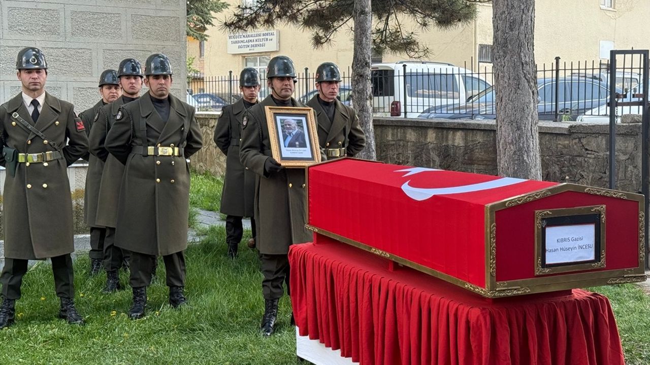 Kıbrıs Gazisi Hasan Hüseyin İncesu, Ankara'da Son Yolculuğuna Uğurlandı