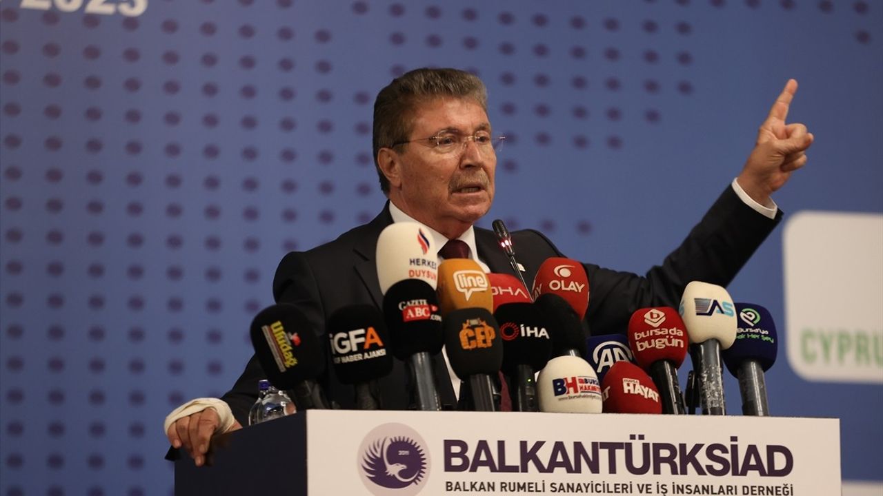 KKTC Başbakanı Ünal Üstel, Bursa'da Kıbrıs Türk Halkının Mücadelesini Vurguladı