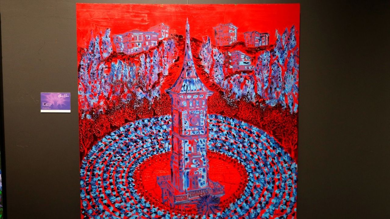 Kocaeli'de 'Bir Zaman Fraktalı' Sergisi Kapılarını Açtı