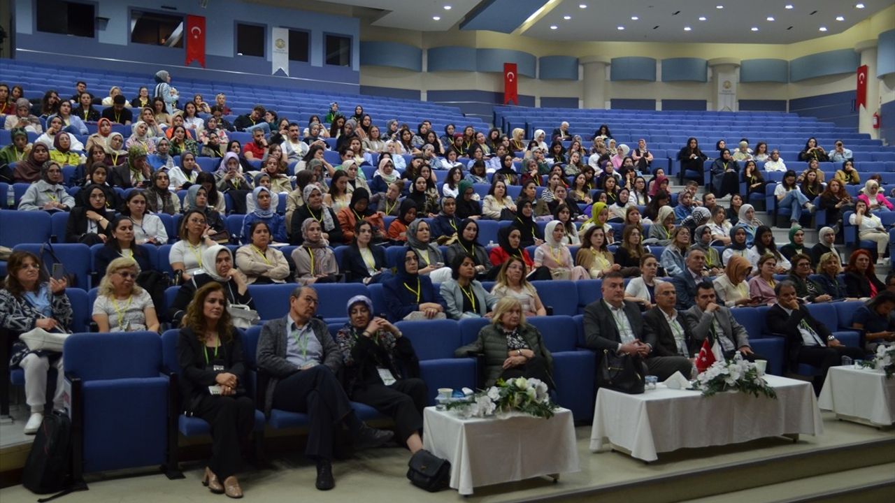 Konya'da 3. Beslenme ve Metabolizma Sempozyumu Sona Erdi