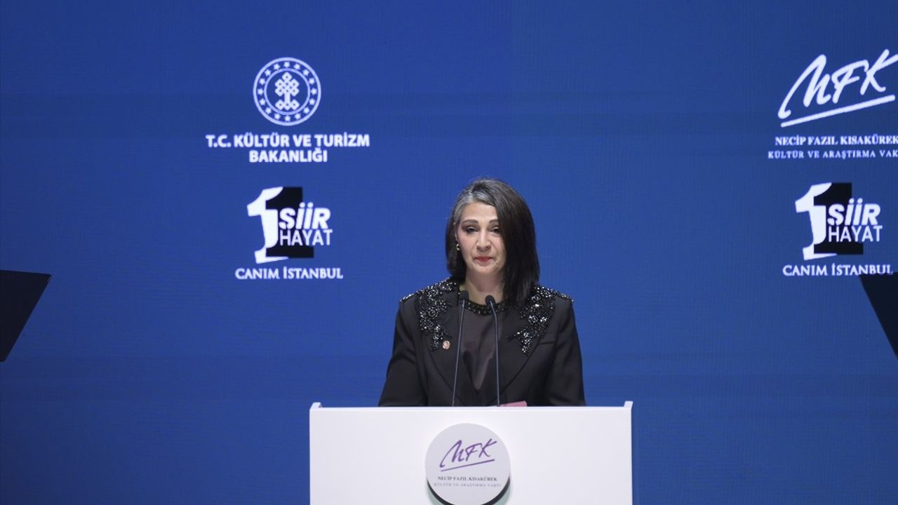 Kültür ve Turizm Bakanı Ersoy, Necip Fazıl Kısakürek Sergisinin Açılışında Önemli Vurgular Yaptı