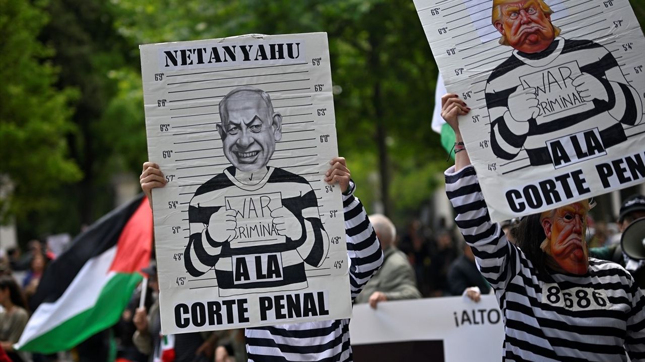 Madrid'de Gazze Soykırımına Karşı Büyük Protesto Gerçekleşti