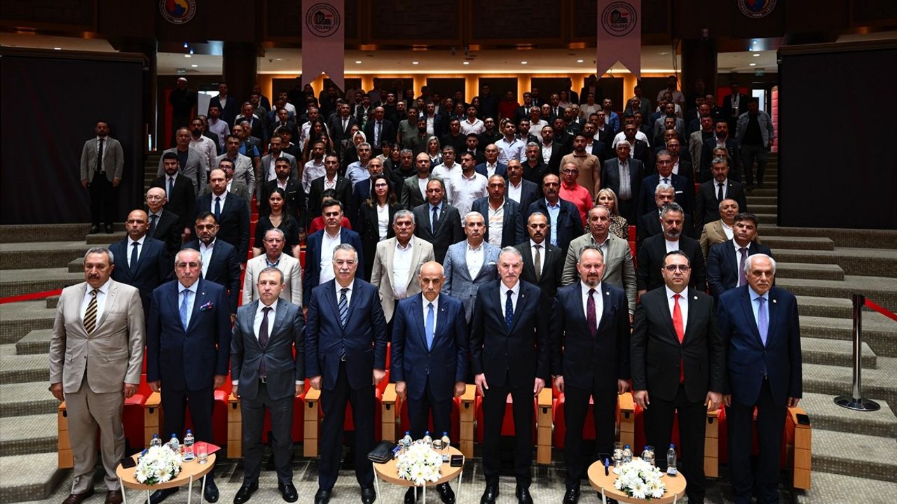Mahmut Güzel, Lisanslı Depoculuk Federasyonu Başkanlığına Seçildi